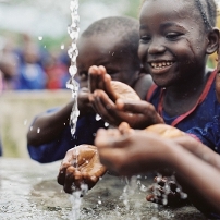 style=width:202px;height:202px